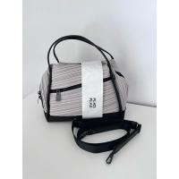 ราคา Pleats please issey miyake Bias pleats bag size s (28968211983)