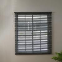 ราคา สินค้าใหม่ มู่ลี่หน้าต่าง PVC แบรนด์ DECOS 115x130 ซม. สีเทาเข้ม มาแรง (42679943186)