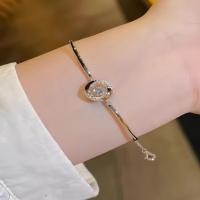 ราคา PSS สร้อยข้อมือ กำไลข้อมือ สีเงิน ข้อต่อทรงกลมประดับเพชร (42316126571)