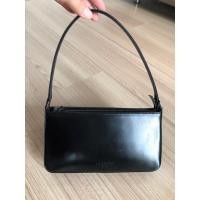 ราคา กระเป๋าคล้องไหล่ Ungaro Paris มือสอง ของแท้% สภาพยังสวย✨ (23188034148)