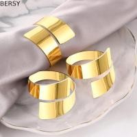 ราคา เบอร์ซี่ ที่ใส่ผ้าเช็ดปาก,รูปร่างข้ามผิดปกติแหวนผ้าเช็ดปากปิดทอง,ทองทนทาน/เงินโลหะผสมโลหะแต่งงานผ้าขนหนูแหวนร้านอาหาร (43332426665)