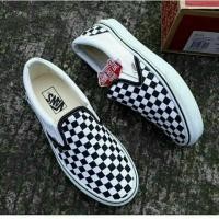 ราคา Vans SLIP ON CHECKERBOAR ผู้ชายและผู้หญิงรองเท้าลําลองทรงเตี้ย (41582901226)