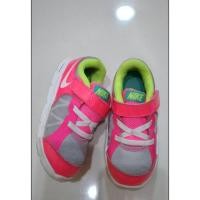 ราคา Nike เบอร์26 รองเท้าเด็ก ยี่ห้อ แท้ มือสอง ราคาถูก สภาพดี (3644552142)