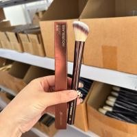 ราคา Hourglass Hourglass Blush Brush N.15 แปรงแต่งหน้า Blush Brush Contour Brush Bevel Dot Color Brush (40054282416)