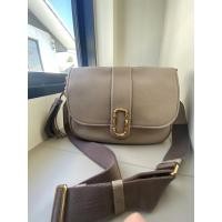 ราคา Marc Jacobs crossbody bag - Taupe (8474224582)