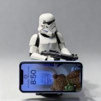 ราคา Stormtrooper Controller Holder & Phone Stand - Star Wars White Soldier Controller Stand for Desk, Heavy Duty Gaming Controller Mount Holder for PS5, PS4, Xbox Series X/S, Nintendo (54863908685)