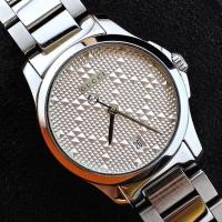 ราคา Gucci G Timeless Quartz Silver dial Steel Strap For Women YA126551 (51253786966)