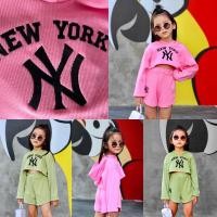 ราคา เสื้อผ้าแฟชั่นเด็กผู้หญิง การันตีผ้าดีมาก เสื้อมีหมวกฮู้ด งานปัก NEW YORK (21018638186)