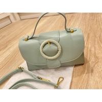 ราคา CHARLES & KEITH แท้ 100% กระเป๋าถือ มีสายสะพายยาว 2 แบบ (6189318958)