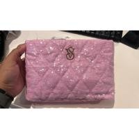 ราคา VS Victorias Secret Pouch Zipper สีชมพู ต้นฉบับ (43211622841)