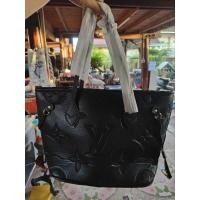 ราคา กระเป๋าLVลายปั้มลายงานหนังโฟมปั้มทรงToteใบใหญ่ (23361630419)