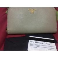 ราคา #prada กระเป๋าตังค์ มือสอง แท้ๆ (2227984124)