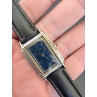 ราคา GUESS หน้าสีกรม สี่เหลี่ยม Lady ของแท้ มือสอง สภาพดี (48605444284)