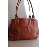 ราคา กระเป๋าสะพายหรือกระเป๋าถือหนังแท้ Cole Haan - มือสอง (45760690191)