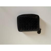 ราคา กระเป๋า Bottega Veneta สีดำ มือสอง (49909386354)