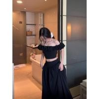 ราคา MI.MOSA TOP | Mir.byhi | เสื้อไหล่แบนผ้าหยาบเกาหลี (26627685233)