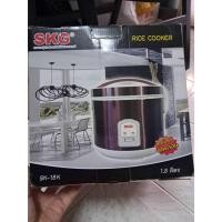 ราคา หม้อหุงข้าวไฟฟ้า SKG 1.8 ลิตร หม้อหุงข้าว อุ่นทิพย์ รุ่นSK-18K (26692863833)