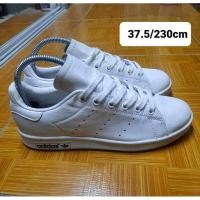 ราคา รองเท้าผ้าใบลำลองสีขาว Adidas stan smith มือ 2 (24211021222)