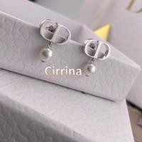 ราคา New Dior Petit CD Earrings ต่างหูดิออร์มุก (52809916913)