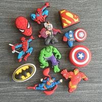 ราคา รองเท้า Crocs Hole รองเท้าหัวเข็มขัดอุปกรณ์เสริม crocs รองเท้าแท้ ดอกไม้ Marvel Heroes กัปตันอเมริกา สไปเดอร์แมน ซูเปอร์แมน (51463641731)