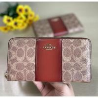 ราคา พร้อมส่งกระเป๋า Coach Accordion Zip Wallet In Colorblock Signature Canvas กระเป๋าเงินงาน Shop มีใส่บัตร 12 ช่อง ซิปรอบ (29206519686)
