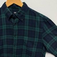 ราคา เสื้อเชิ้ต Uniqlo แขนยาว สีกรมเขียวลายสก็อต Size S อก 36 (40901161869)