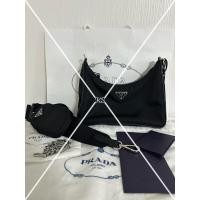 ราคา Prada Re-Edition 2005 Re-Nylon Bag มือสอง Y2023 (28029890802)