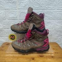 ราคา รองเท้ากลางแจ้งผู้หญิง merrell มือสอง (42176697000)