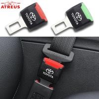 ราคา 1/2 ชิ้น Toyota คลิปหัวเข็มขัดนิรภัยรถยนต์ หัวต่อขยายเข็มขัดนิรภัยรถยนต์ ที่เสียบเบลท์หลอกใช้งานได้จริงเสียบต่อกันได้ สำหรับ Toyota Prius Fortuner Corolla Cross CHR Camry Wish Vios Veloz Estima Sienta