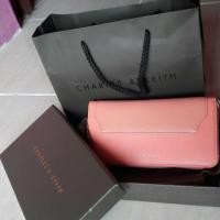 ราคา ประเป๋าสตางค์ยี่ห้อ CHARLES&KELTH (731912616)