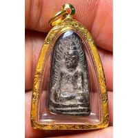 ราคา พระรอดหลวงพ่อกวย วัดโฆษิตารามปี 21 เนื้อผงใบลานดินเผา เลี่ยมทองคำแท้รับประกันพระแท้ทองแท้ (24722582586)
