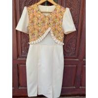 ราคา เดรสใส่ทำงาน เดรสคุณครู ผ้าไหมแพรทิพย์สีส้มครีม (26820216878)