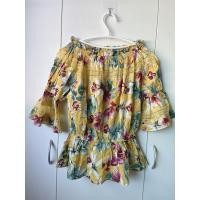 ราคา เสื้อปาดไหล่สีเหลืองลายดอกผ้านิ่ม (15194615329)
