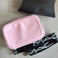 ราคา MAC Cosmetic Cross Body Bag กระเป๋าสะพายข้าง สีชมพู (22875286948)