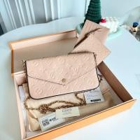 ราคา Very new ‼️ Lv felicie empreinte ปี 2017 สภาพสวยมาก ใช้น้อย หนังยังหอม ลายนี้หนังสวย สีดีย์มากก เข้าได้ทุกชุด (27270860481)