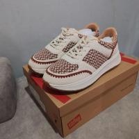 ราคา พร้อมส่ง ของแท้ 100% รองเท้าผ้าใบ Fitflop ไซส์ใหญ่ 42 (25741350253)