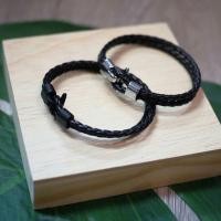 ราคา nn_braceletสายรัดข้อมือ RASTACLAT รหัส 019 สร้อยข้อมือหนังถักแบบกลมรวบสองเส้น ตัวล็อคเป็นสีดำ กับสีซิลเวอร์ (965035065)