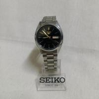 ราคา นาฬิกาผู้ชาย Seiko 5 Automatic เครื่อง 7S26 หน้าปัดดำ ฝาหลังทึบ มือสอง (49106516437)