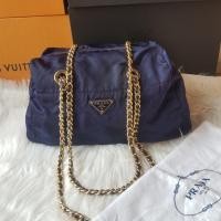 ราคา Prada nylon on chain dark blue แท้ % (5216550073)