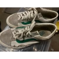 ราคา vans ขาวเขียว เบอร์ 43 ของแท้ รองเท้าผ้าใบมือสอง Vans สีขาวเขียว (52154871690)