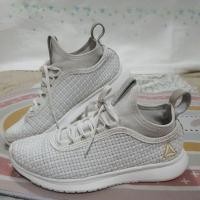 ราคา sale!!! Reebok รองเท้าผ้าใบมือสอง size:36/23 cm #15 (25277031674)