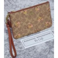 ราคา กระเป๋าสตางค์ กระเป๋าคล้องมือ Coach ของใหม่ ของแท้ 100% จาก Shop USA (2781392807)