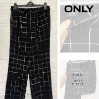 ราคา ONLY กางเกง ขายาว ทรงกระบอก สีดำ ลายตาราง มือสอง (21468703693)