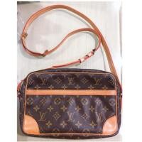 ราคา Louis Vuitton Trocadero 10นิ้ว กระเป๋าหลุยส์ มือ2ของแท้% (5032791180)