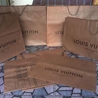ราคา ถุงกระดาษLV สภาพดี แท้100% (2817650489)