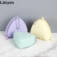 ราคา ครั่ง กระเป๋าใส่เหรียญขนาดเล็ก,รูปสามเหลี่ยมแบบพกพาซิลิโคนใส่เหรียญ,สะดวกป้องกันลูกอมสีกันน้ําซิปกระเป๋าสตางค์ผู้หญิง (47711362328)