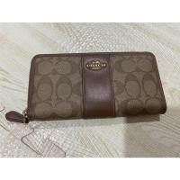 ราคา กระเป๋าสตางค์coachใบยาว ซิปรอบ (16446013551)