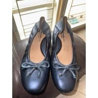 ราคา รองเท้า หนังแท้ Saramanda size 39 สีเนวี่ ใส่ไปไม่กี่ครั้ง (43173306671)