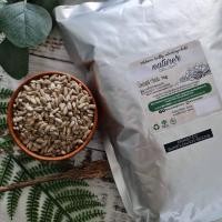 ราคา Nature's Delight Roasted Sunflower Seeds 1kg Bulk Pack/ เมล็ดทานตะวันอบ 1กก ตราเนเจอร์ส ดีไลท์ (49857702444)