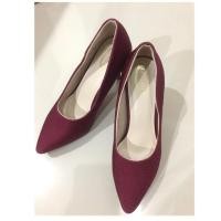 ราคา รองเท้าส้นสูงมือสอง 4.5” เบอร์38 (1719285066)